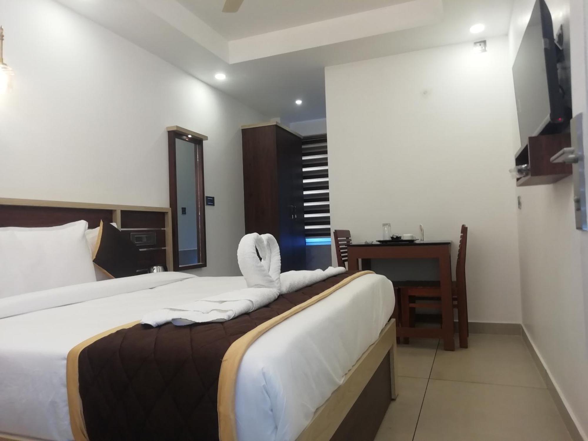 Hotel Paul Residency Nedumbassery Exterior foto