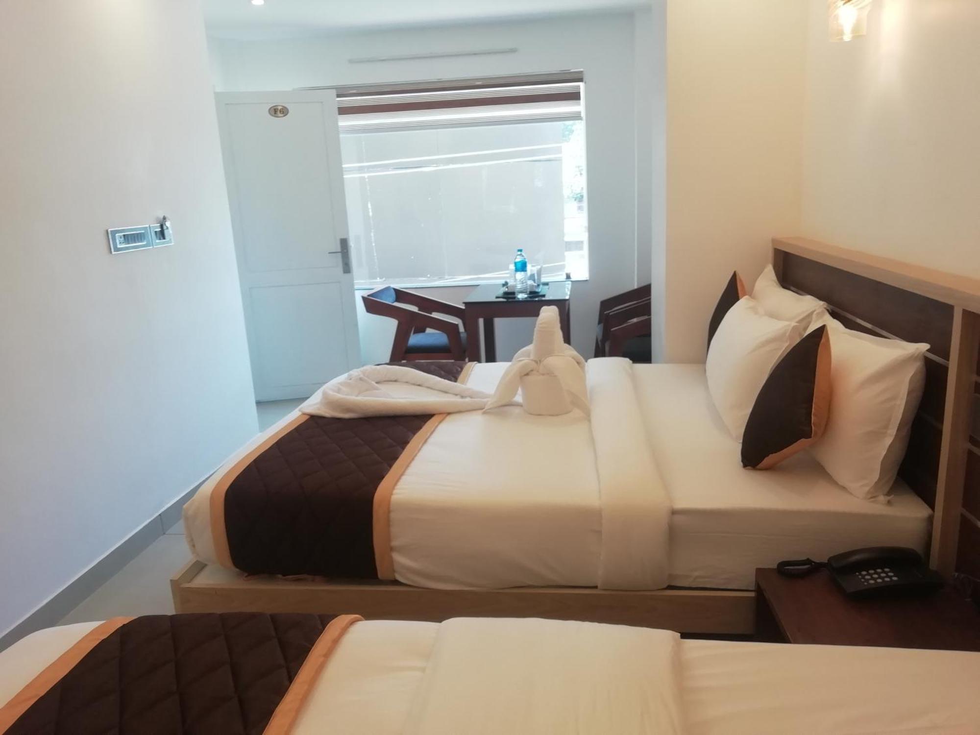 Hotel Paul Residency Nedumbassery Exterior foto