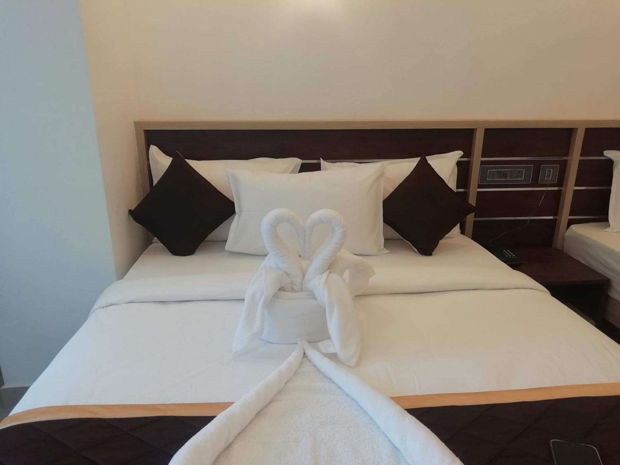 Hotel Paul Residency Nedumbassery Exterior foto